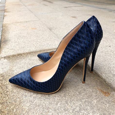 Styles of Dark Blue Heels