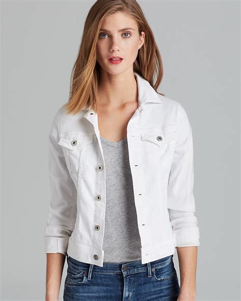 Styling with Sophistication: The Ultimate Guide to Ladies White Denim Jackets