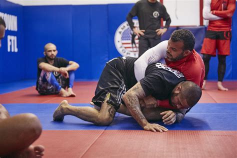 Submission Grappling: