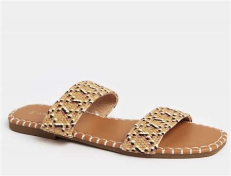 Summer Sandals Extravaganza: Unveil the Perfect Pair for Your Unique Style