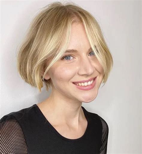 Sunny Bobs: A Comprehensive Guide to the Versatile Short Hairstyle