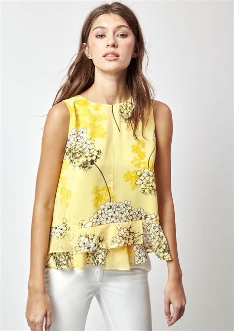 Sunshine in Style: The Ultimate Guide to Ladies Yellow Tops