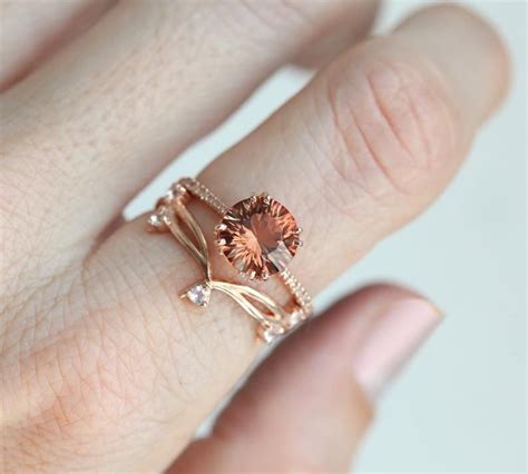 Sunstone Rings: Uncover the Allure of Sunshine and Transformation