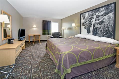 Super 8 by Wyndham Fort Collins: Your Gateway to Adventure in Colorado