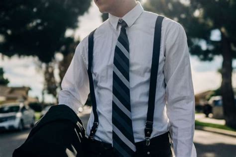 Suspenders Under Shirt: A Timeless Trend with Modern Versatility