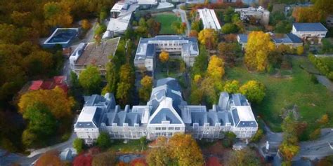 Swarthmore Seniors Scholar: A Pathway to Intellectual Curiosity and Academic Excellence