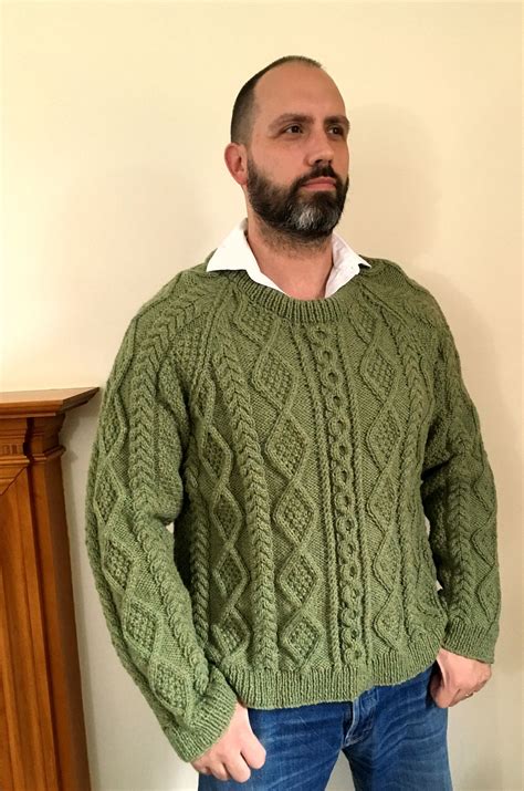 Sweaters for Men 22 Designs from the Scottish Isles Kindle Editon