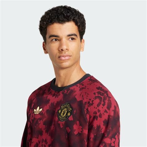 Sweatshirt Manchester United: A Comprehensive Guide to Styles, Features, and Buying Tips