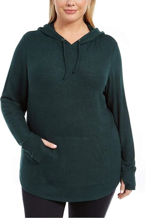 Sweatshirt with Thumb Holes: Stay Warm and Stylish Without Sacrificing Comfort