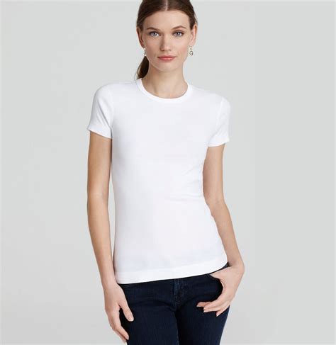 T-Shirt Trends: Women's White Tee Shirts