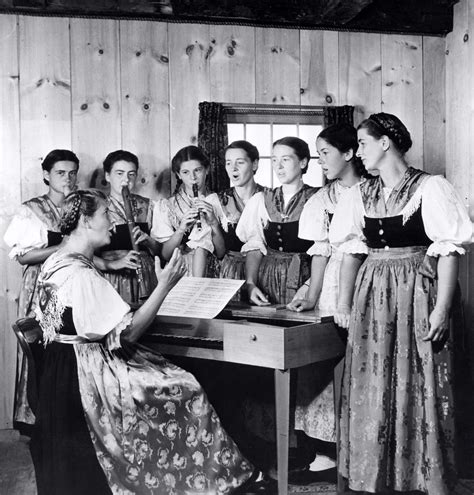 THE SOUND OF MUSIC IS BASED ON THE STORY OF THE TRAPP FAMILY SINGERS FONTANA BOOKS Kindle Editon