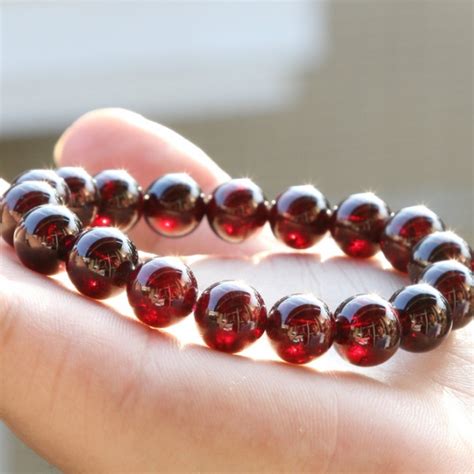 Table 1: Garnet Bracelet Benefits