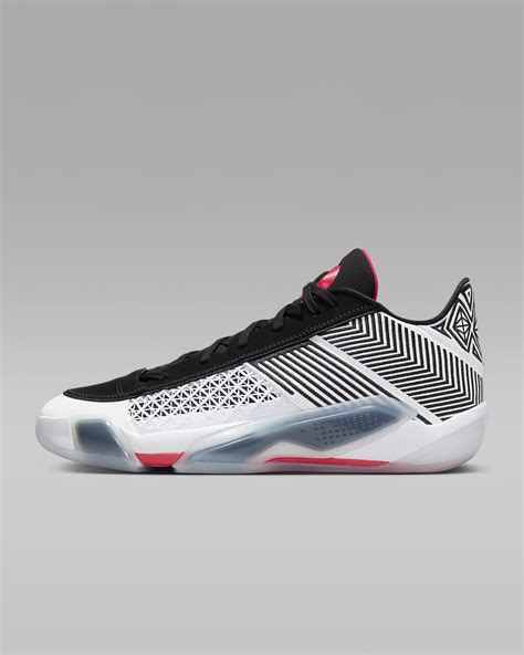 Table 1: Key Features of Nike Jordan Basketball Shoes