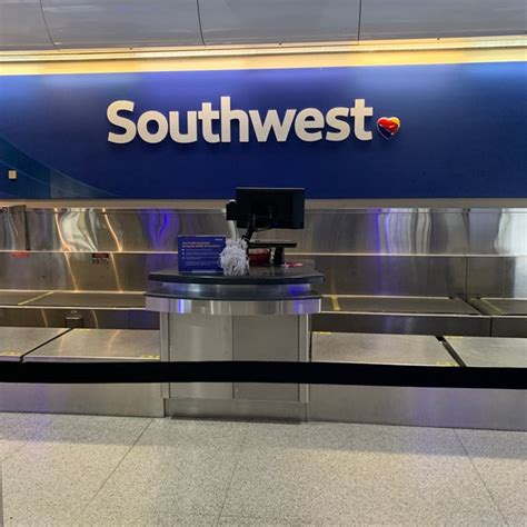 Table 1: Southwest Airlines Ticket Counters in Terminal 4