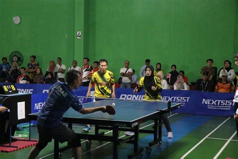 Taklukan Pertandingan Tenis Meja dengan Bet Bintik Merah yang Dahsyat