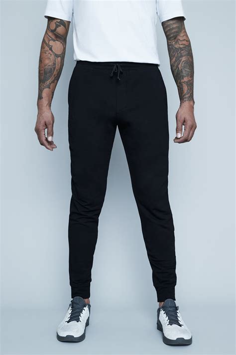 Tall Men's Joggers: A Buying Guide for the Perfect Fit and Style