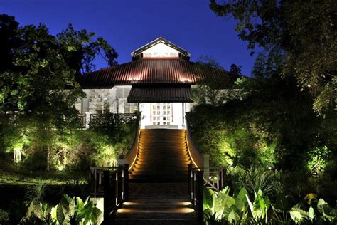 Tamarind Hill Singapore: A Culinary Journey Through the Tropical Rainforest