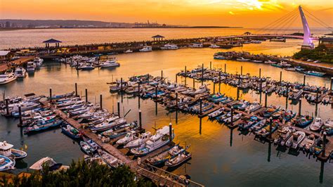 Tamsui Fisherman's Wharf: An Enchanting Escape by the Sea