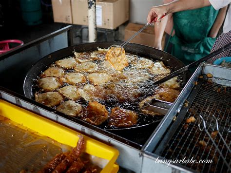 Tan Jetty Prawn Fritters & Loh Bak: A Taste of Cultural Heritage in Penang