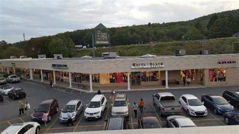 Tannersville Outlets