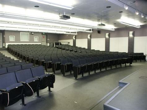Taper Hall USC: A Comprehensive Overview