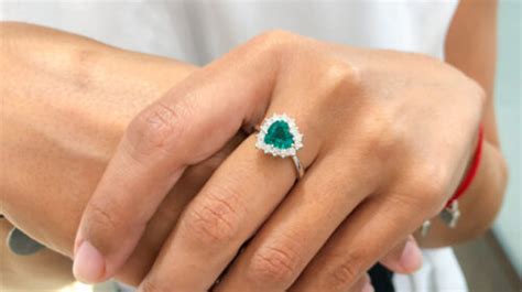 Taurus Birthstone: Explore the Enchanting World of Emerald