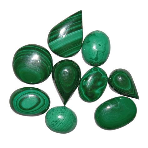 Taurus Birthstone: The Ultimate Guide to the Emerald and Its Meaning