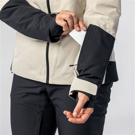 Tech Jackets: The Ultimate Guide to Advanced Outerwear