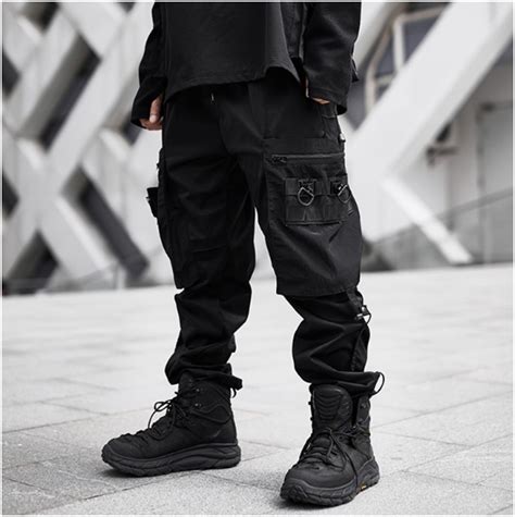 Techwear Pants: A Comprehensive Guide to Function, Style, and Performance