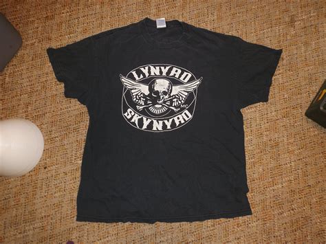 Tee Shirt Lynyrd Skynyrd: Adorn Your Style with Southern Rock Royalty