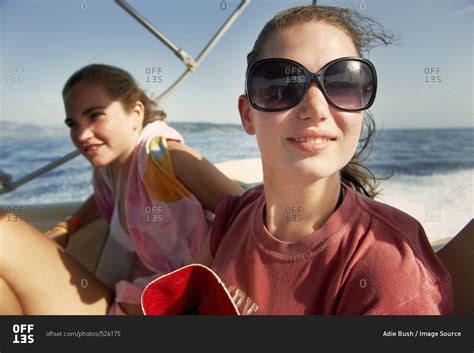 Teen Boat! PDF