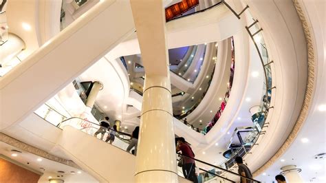 Terminal 21 Bangkok: A Global Marketplace with 1,000,000+ Visitors Annually