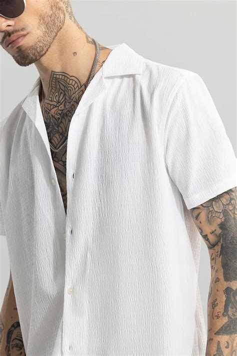 Textured White Shirt: The Epitome of Elegance and Versatility