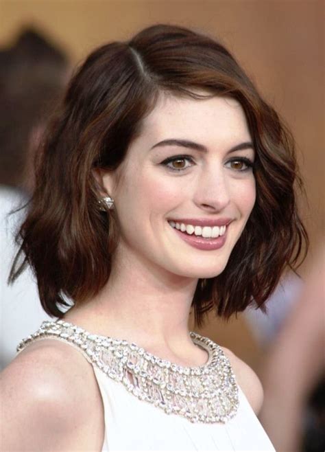 The 7 Best Bob Cuts for Oval Faces That Will Transform Your Look