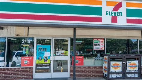 The Absolute Closest 7-Eleven to Your Location