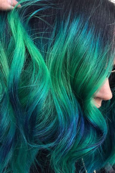 The Allure of Emerald Green Hair