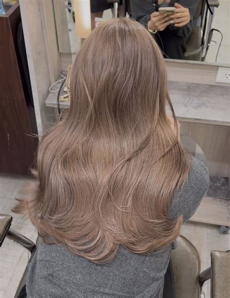 The Allure of Milk Tea Brown Hair Color: 10,000 Reasons to Embrace the Trend