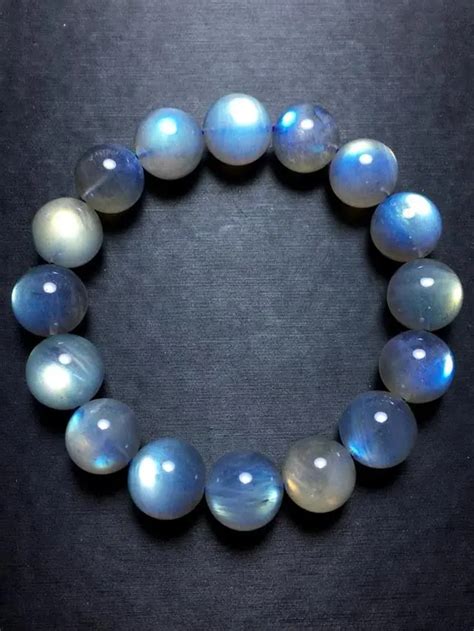 The Allure of Moonstone: A Gemstone of Serenity and Connection