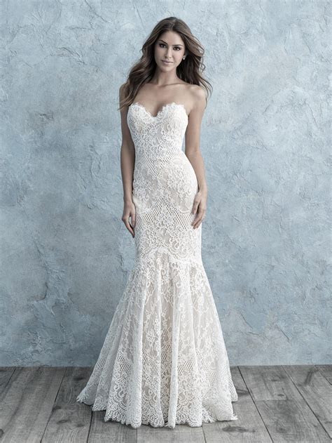 The Allure of Strapless Wedding Dresses