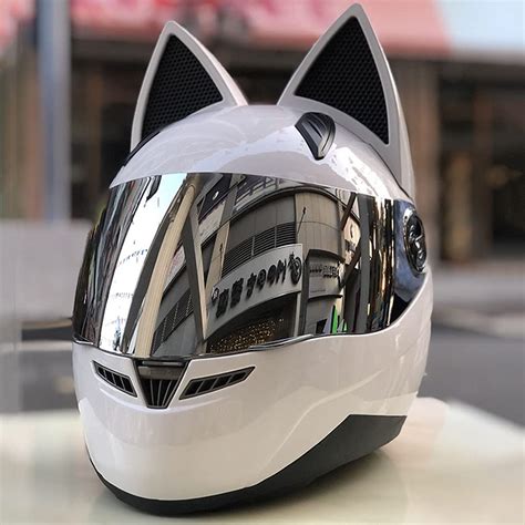 The Allure of the Cat Ears Helmet: Enhancing Safety with a Touch of Kawaii