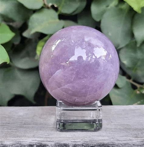 The Alluring Mystique of Lavender Rose Quartz