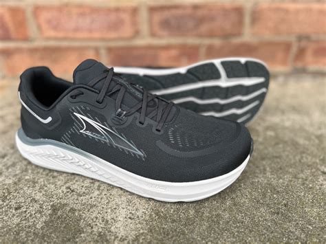 The Altra Running Paradigm: A Comprehensive Guide to Foot-Friendly Footwear