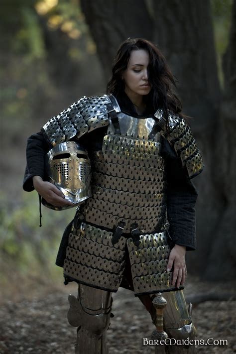 The Art of Plate Armor Cosplay: Embracing History and Unleashing Creativity