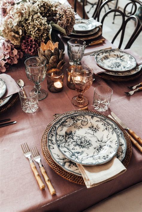 The Art of Table Setting