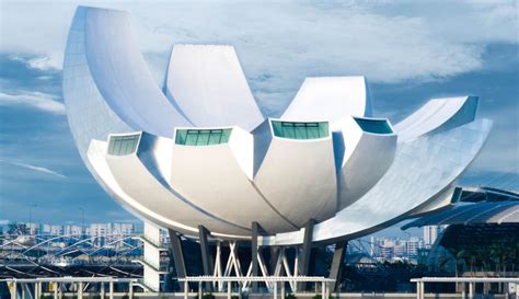 The ArtScience Museum: A Monument to Architectural Ingenuity