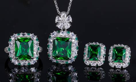 The Astounding Price of an Emerald: A Comprehensive Guide