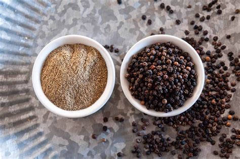 The Benefits of Freshly Ground Pepper and Salt