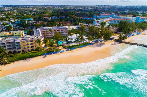 The Benefits of Staying at a Barbados Hotel on the Beach