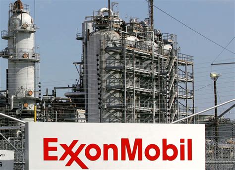 The Big 2: Mobil and Exxon