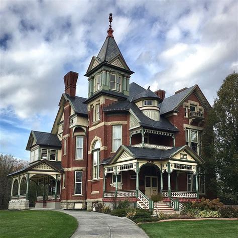 The Bigelow Mansion (1887):